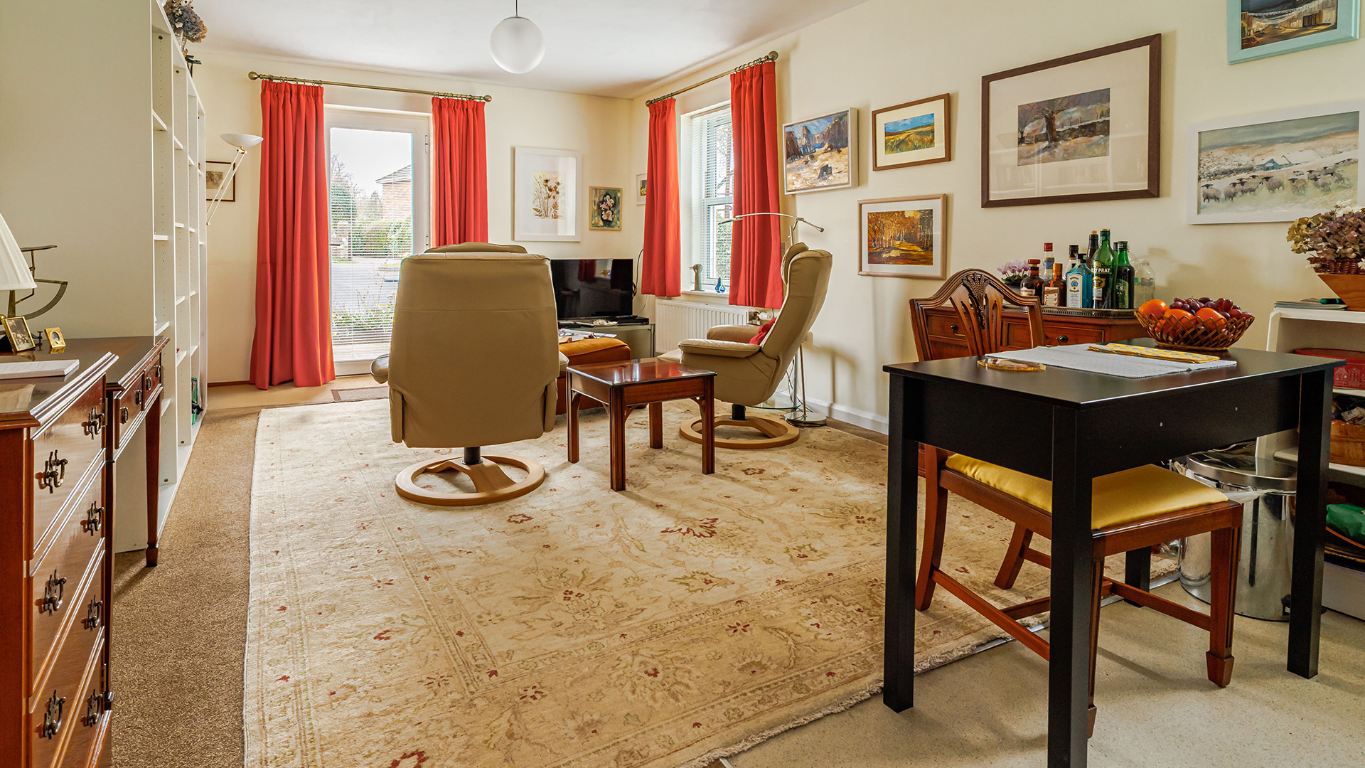 Apartment sitting room